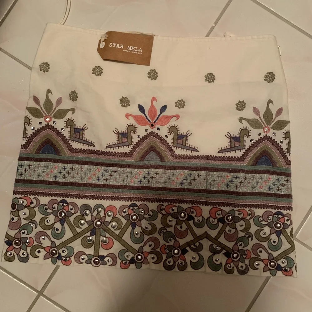 NWT Star Mela Asta Embroidered Skirt